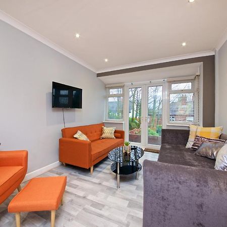 Beautiful Cozy Home With Free Parking Manchester Esterno foto