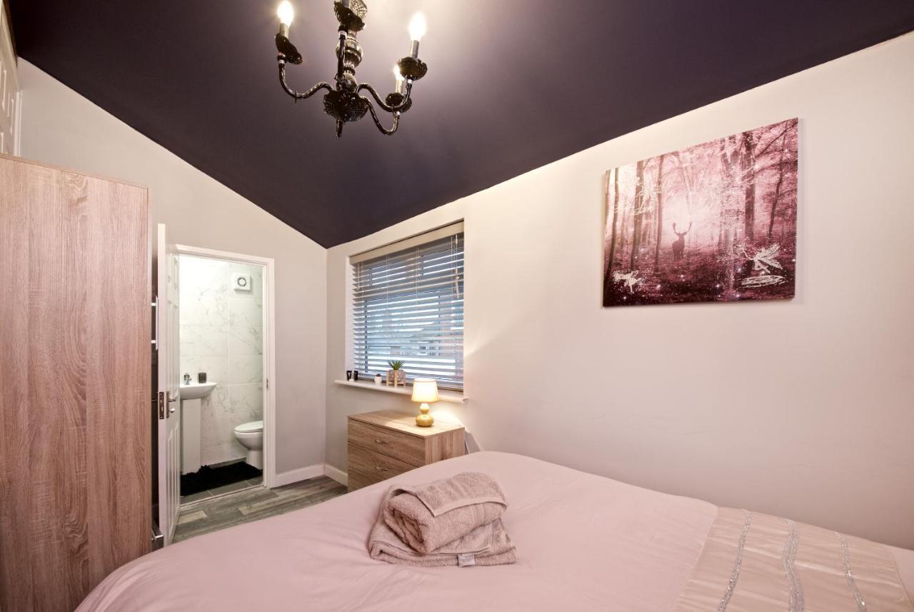 Beautiful Cozy Home With Free Parking Manchester Esterno foto