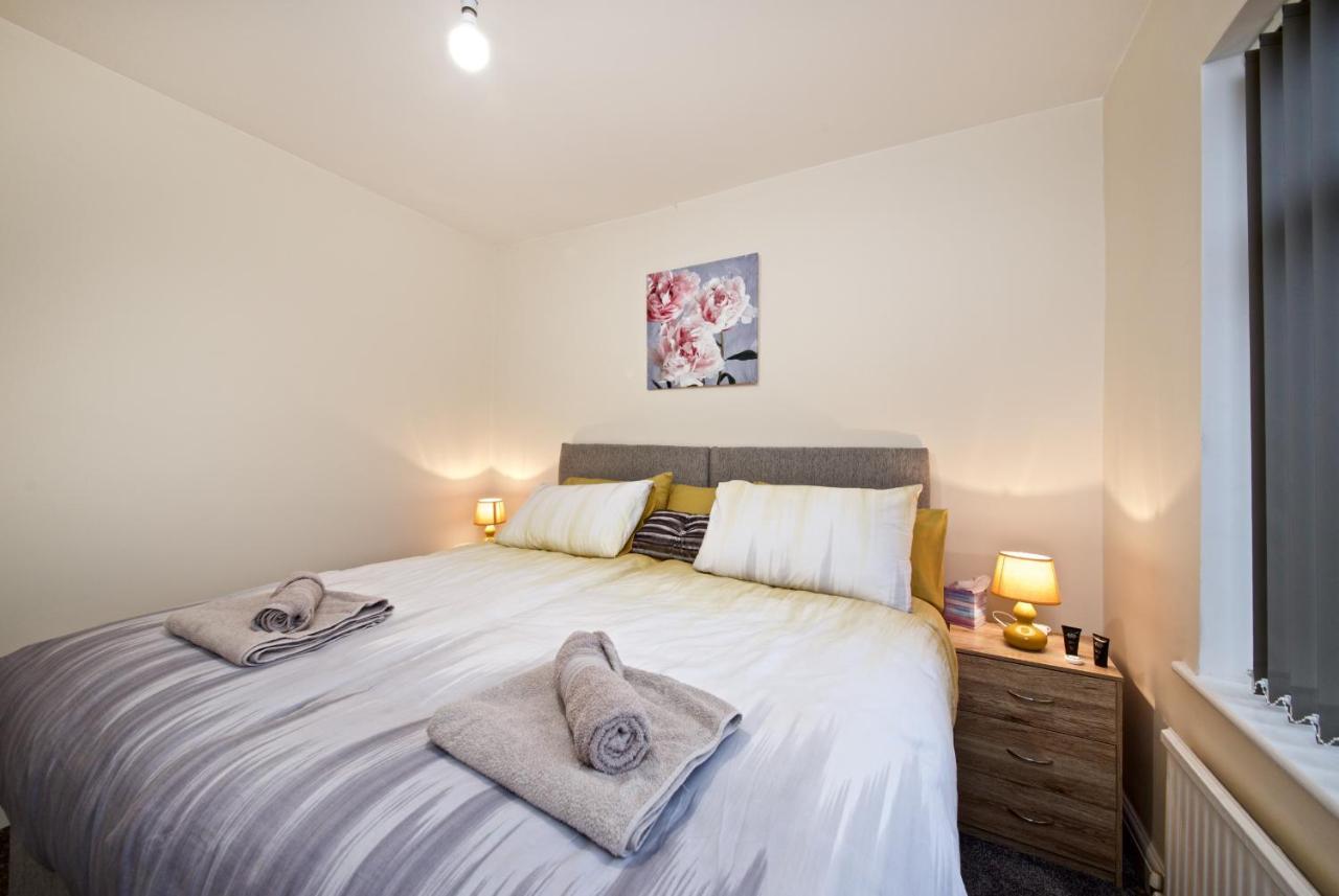 Beautiful Cozy Home With Free Parking Manchester Esterno foto
