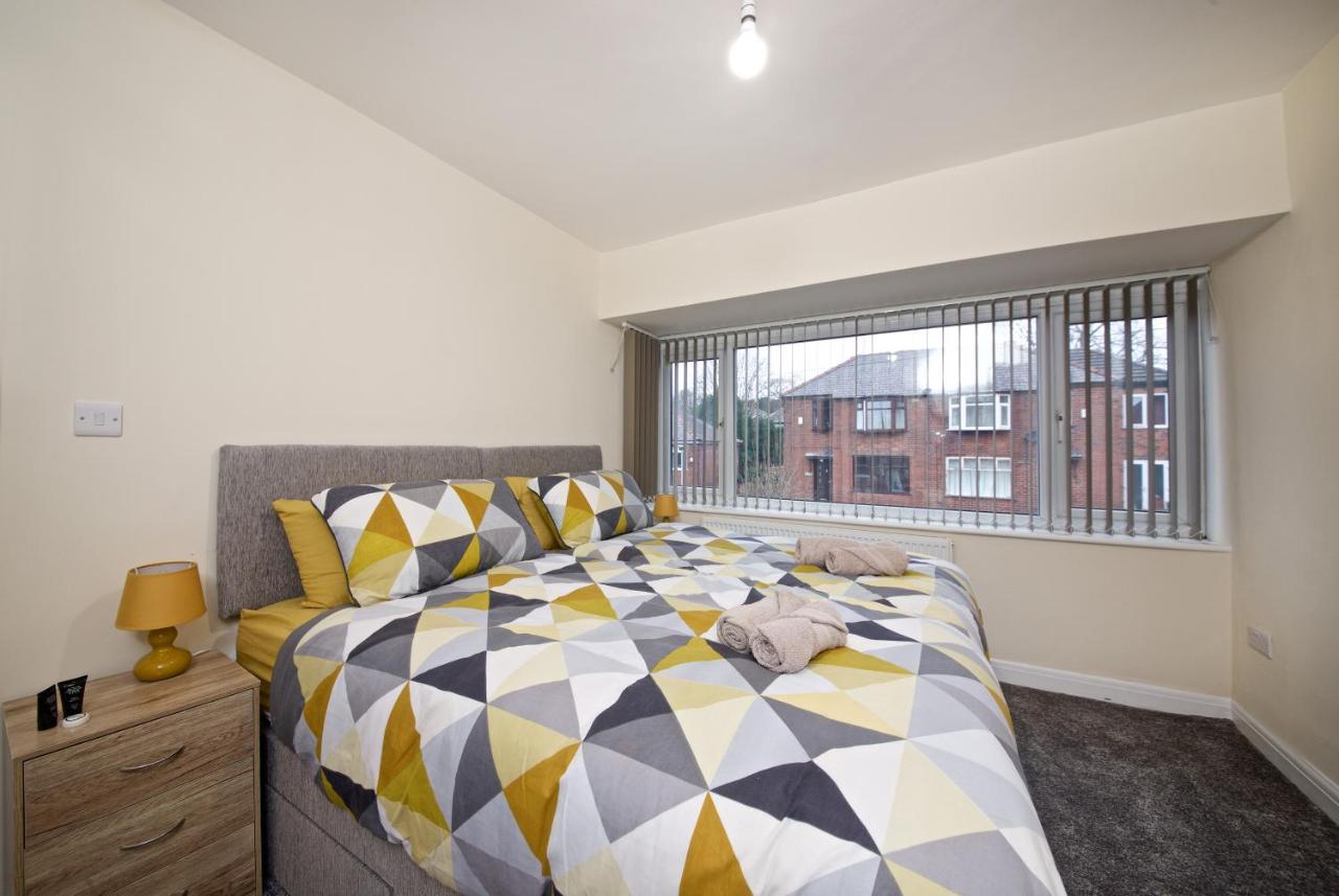 Beautiful Cozy Home With Free Parking Manchester Esterno foto