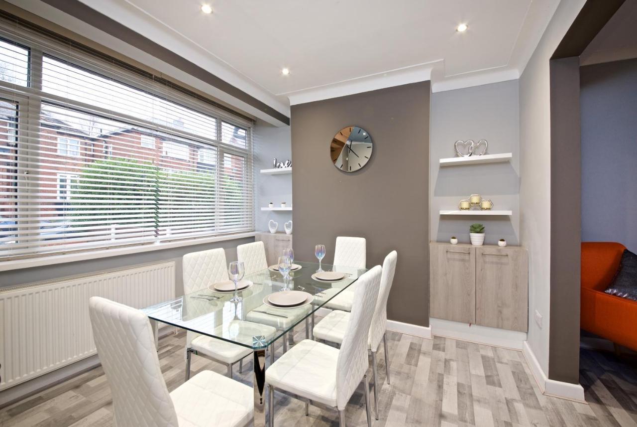 Beautiful Cozy Home With Free Parking Manchester Esterno foto