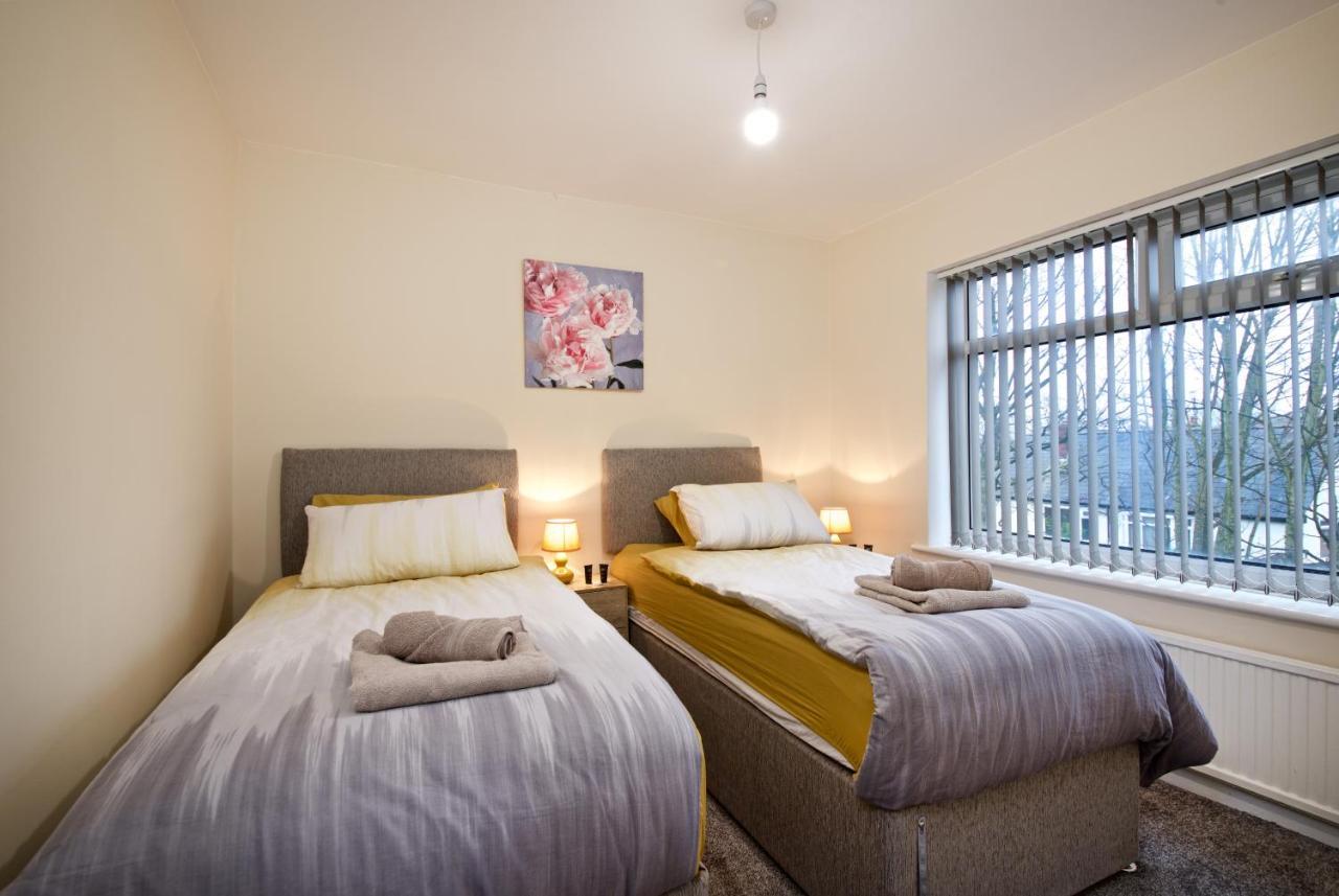 Beautiful Cozy Home With Free Parking Manchester Esterno foto