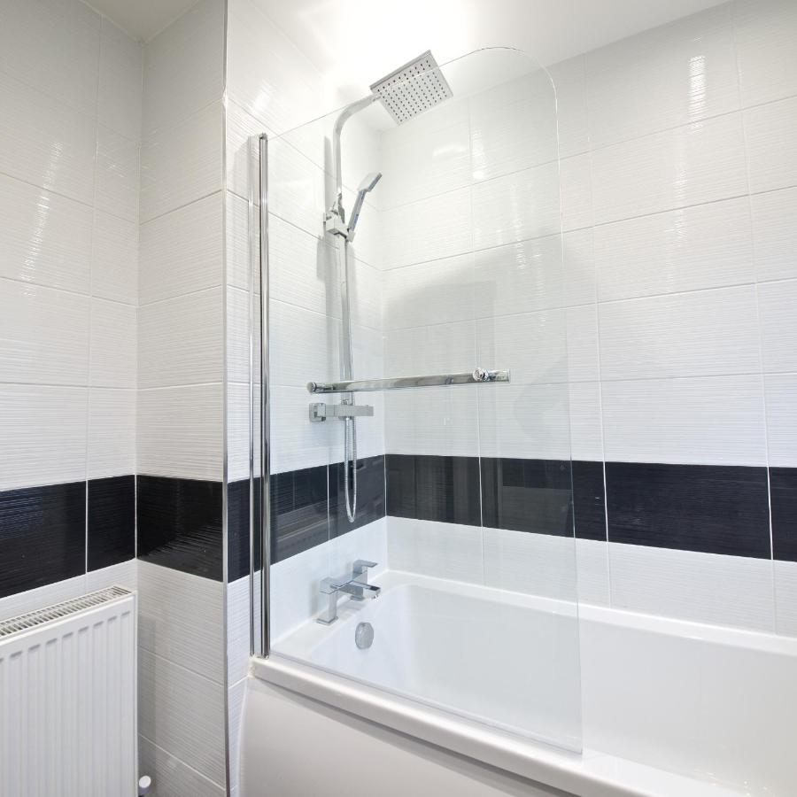 Beautiful Cozy Home With Free Parking Manchester Esterno foto